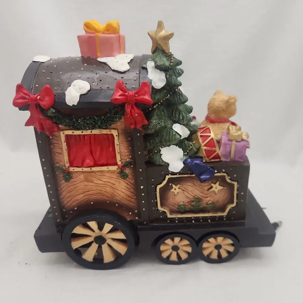 Optic Glow By Puleo decoration santas